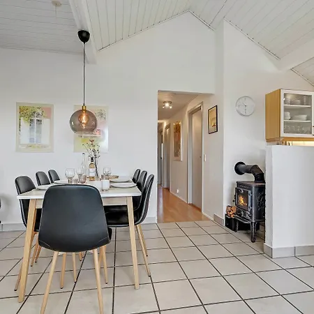 House With Whirlpool And Sauna - Sj517 Semesterbostad *