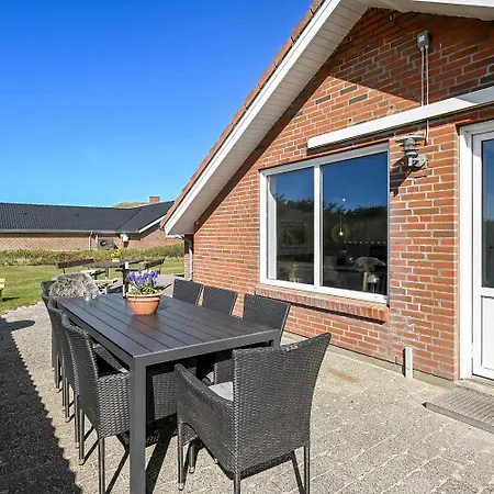 House With Whirlpool And Sauna - Sj517 Semesterbostad